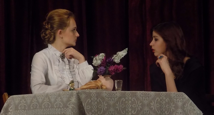 „Świat według Dulskich” - spektakl Teatru Różności