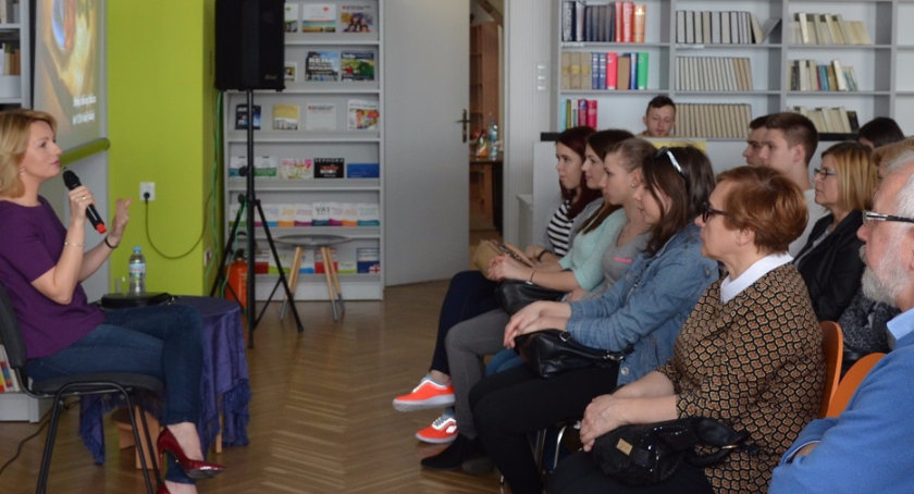 Spotkanie z Małgorzatą Prokopiuk w Miejskiej Bibliotece Publicznej