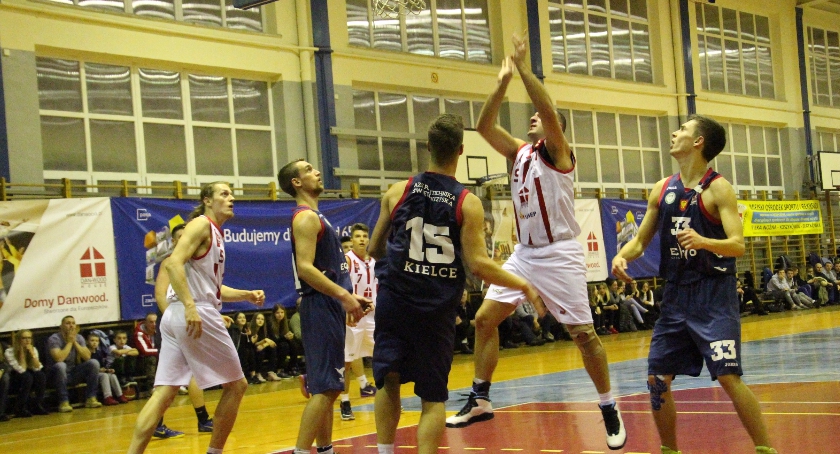 Tur Basket Bielsk Podlaski 81:60 AZS PŚ Kielce