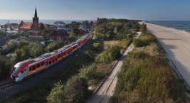 Zdjęcie przedstawia: 100 dodatkowych połączeń POLREGIO na wakacje