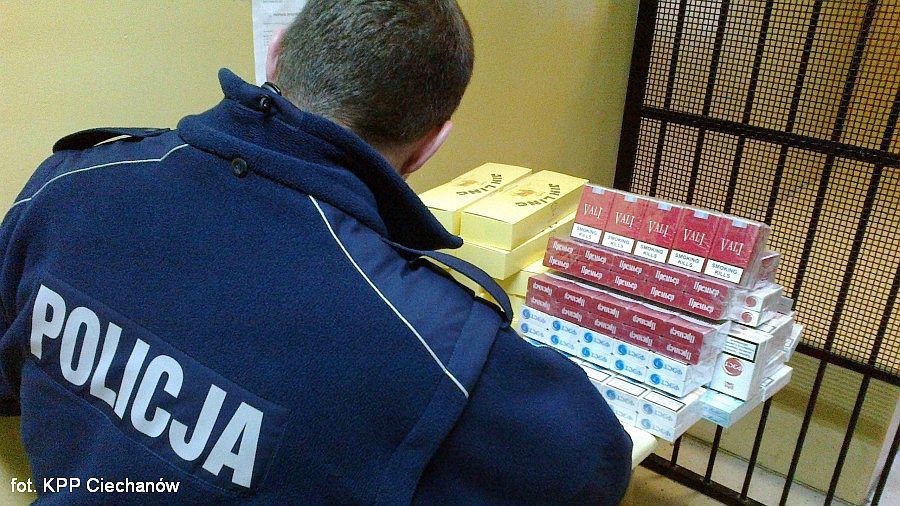 Papierosy bez akcyzy na targowisku