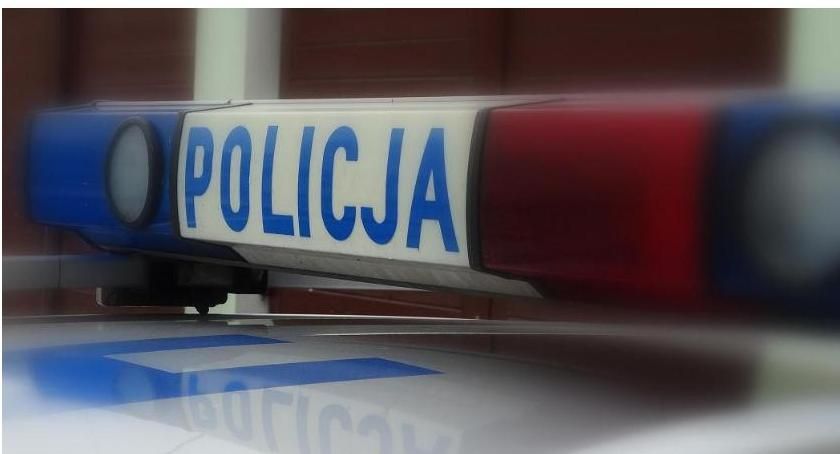 Poszukiwany mężczyzna zatrzymany w Gołyminie. Wpadł, bo pijany wjechał do rowu