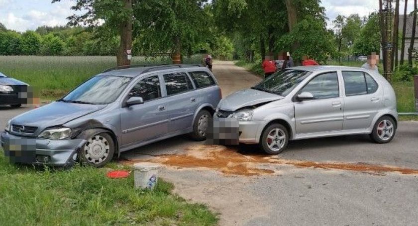 Zderzenie na skrzyżowaniu w gminie Sońsk [zdjęcia]
