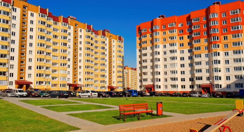 Spółdzielnia mieszkaniowa czy wspólnota? Wady i zalety