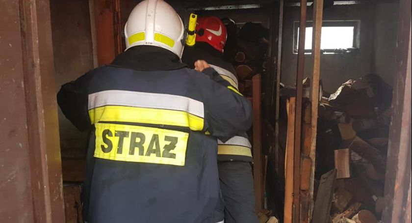 Pożar budynku w Sońsku [zdjęcia]