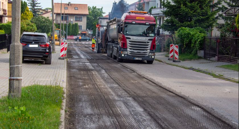 Ruszył remont ulicy w Ciechanowie. 