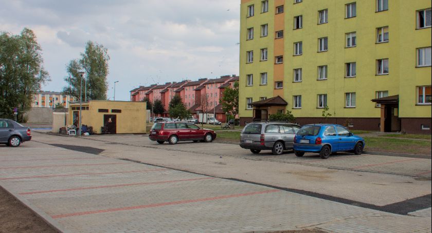 Nowy parking w Ciechanowie już gotowy. Wkrótce stanie się płatny