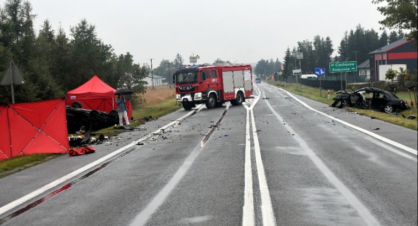 Zginęły dwie osoby - policyjne ustalenia ws. wypadku