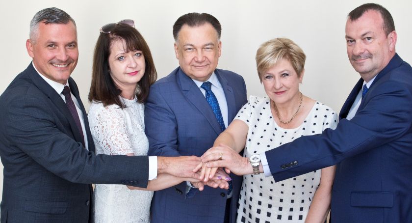 Zarząd Mazowsza z absolutorium i wotum zaufania