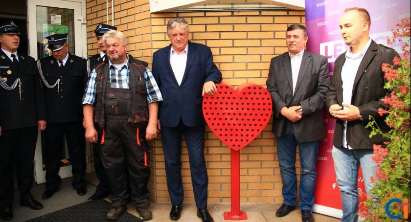Serce przy urzędzie. Mieszkańcy mogą pomagać [zdjęcia]