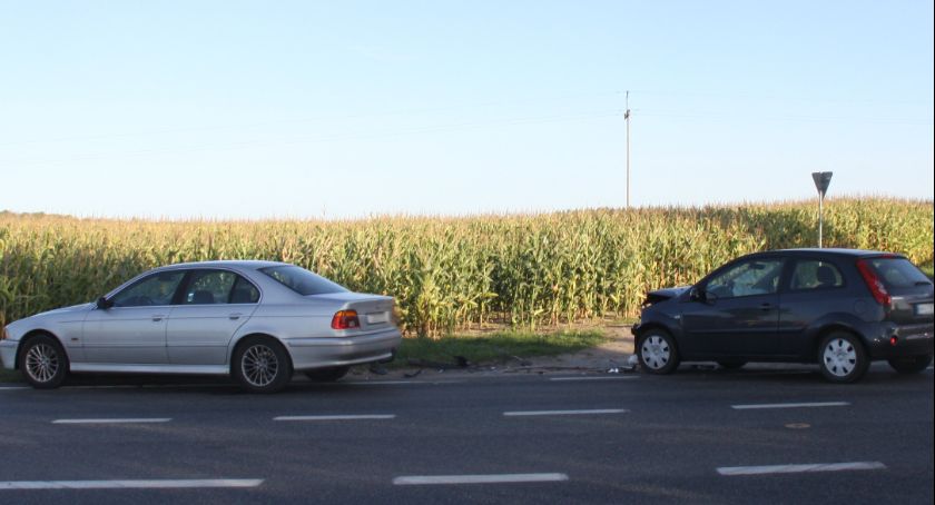 Nie ustąpił pierwszeństwa. Dwie osoby ranne