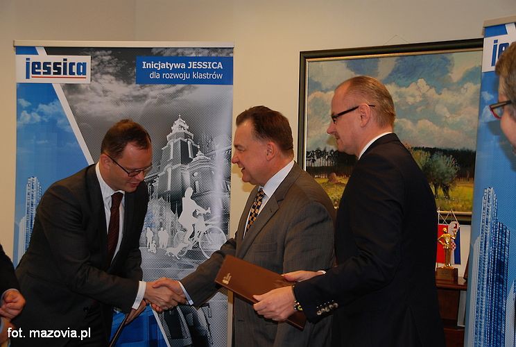 Pierwsza umowa w Europie finansująca rozwój klastrów na Mazowszu 