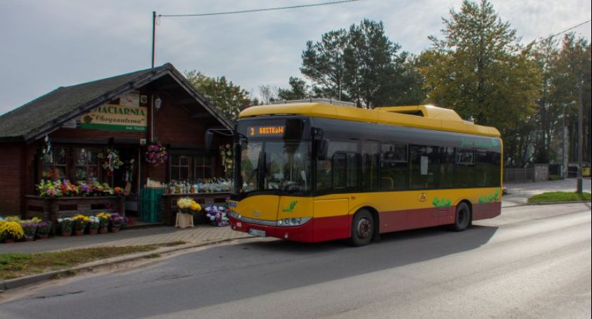 Dodatkowe autobusy w okresie Wszystkich Świętych