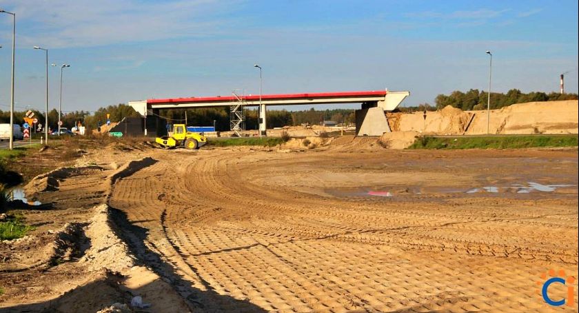 Budowa drogi S7 w powiecie ciechanowskim na półmetku [wideo/zdjęcia]