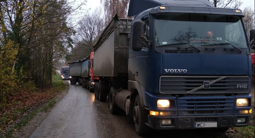 Zablokowana droga powiatowa. PZD apeluje do mieszkańców