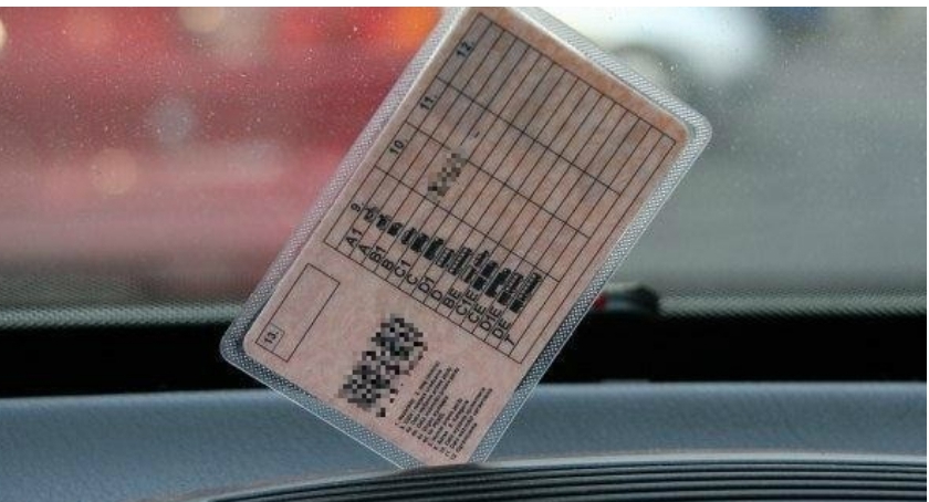 Ciechanowska policja zatrzymała w tym roku już ponad 100 praw jazdy