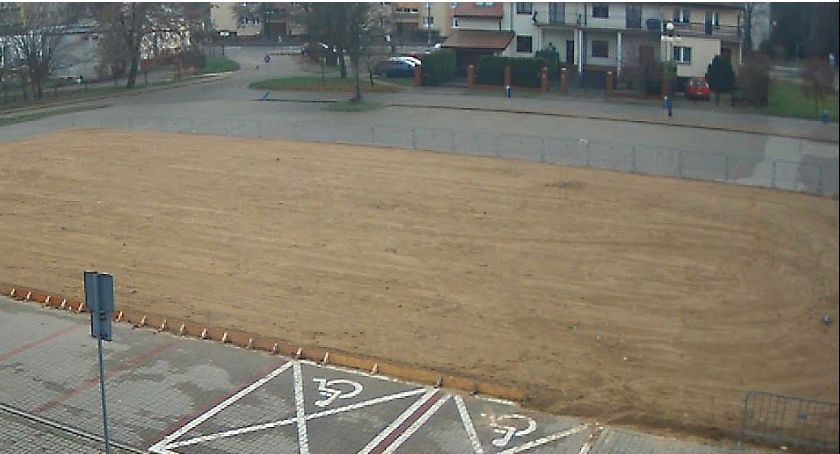 Zamieszanie z lodowiskami. Czy ciechanowianie skorzystają w tym roku z miejskiej ślizgawki?