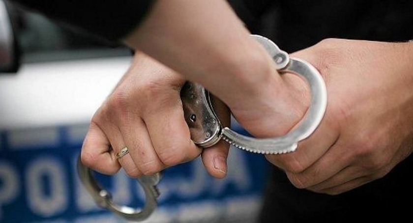 U sąsiadów: Napadli na ochroniarza sklepu. Wcześniej ukradli przewód wart ... 17,99 zł