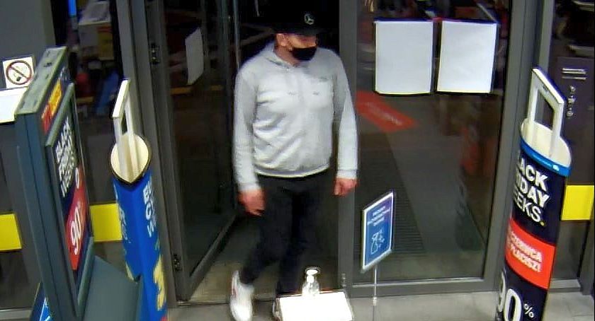 Sprawca kradzieży poszukiwany. Ciechanowska policja publikuje jego wizerunek [zdjęcia]