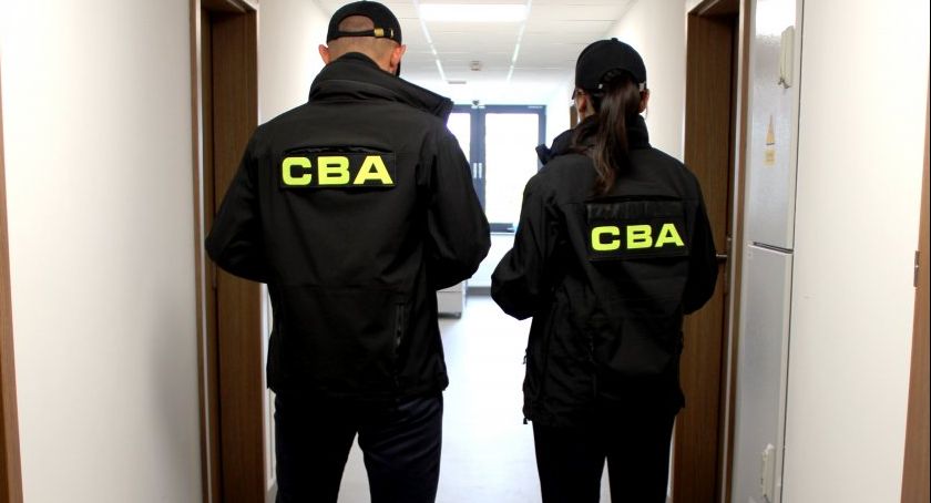 Łapówka za wygranie przetargu. Akcja CBA przed urzędem u sąsiadów