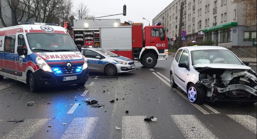 Kolizja w centrum Ciechanowa-  ustalenia policji [zdjęcia]