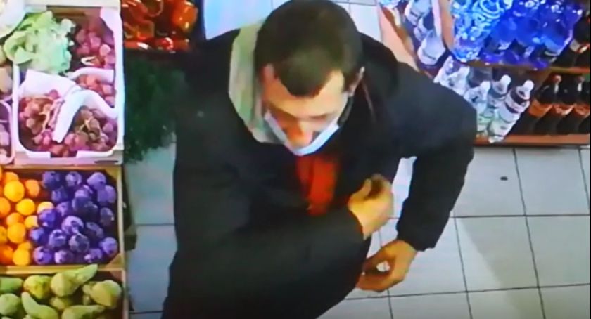 Złodziej grasował w gminie Sońsk. Policja publikuje jego wizerunek [wideo]