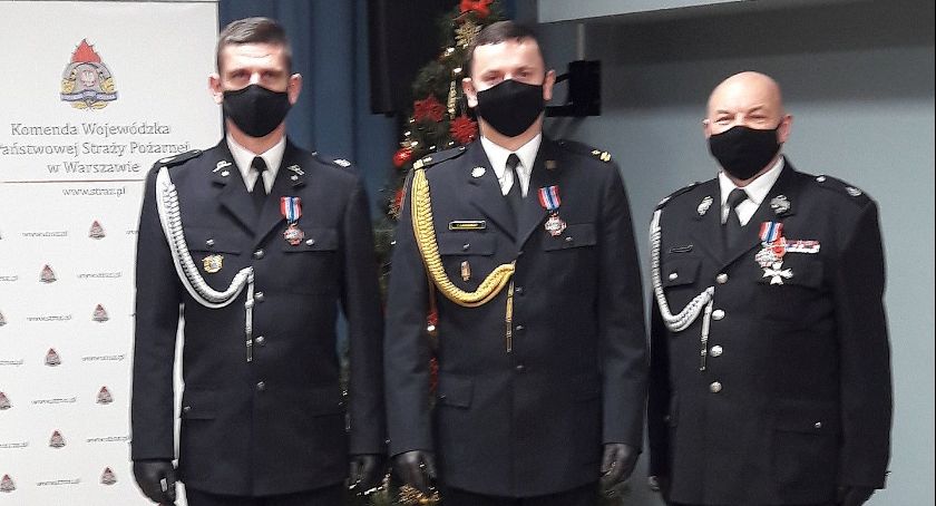 Odznaczenia i nowy sprzęt ratowniczy dla strażaków z powiatu ciechanowskiego [zdjęcia]