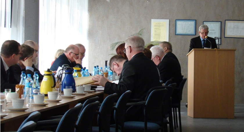 Ponad 8 mln zł na inwestycje w powiecie ciechanowskim