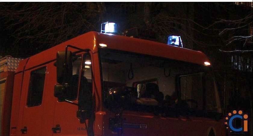 Pożar w budynku wielorodzinnym w Ciechanowie