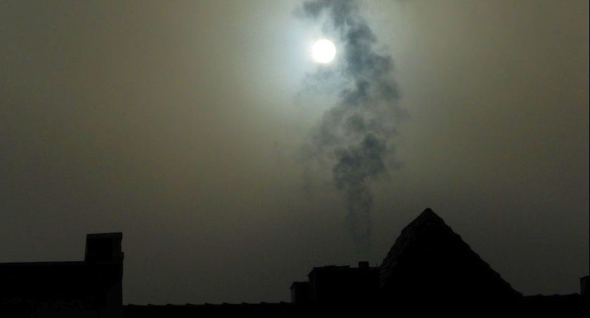 Smog w Ciechanowie. Normy przekroczone o ponad tysiąc procent