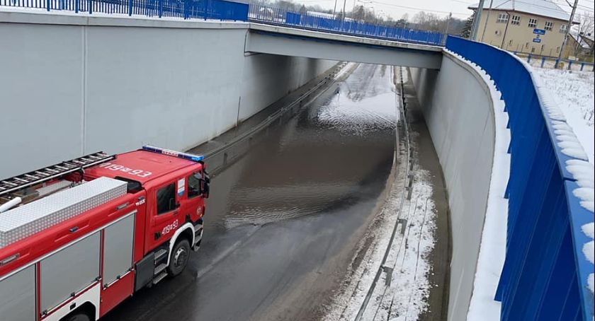 Pompy zamontowane, a tunel znów zalany [zdjęcia]