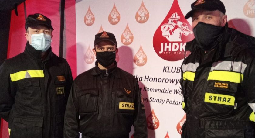 Strażacy z Ciechanowa oddają krew [zdjęcia]