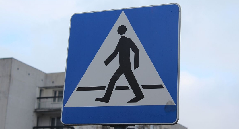 Ciechanowianie przechodzą w niedozwolonych miejscach. Znów posypały się mandaty