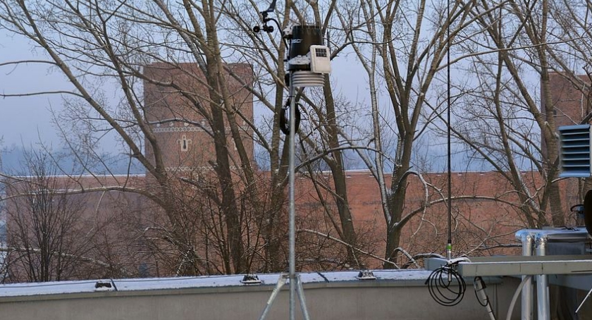 Nowe funkcje stacji pogodowej w Ciechanowie. Zmierzy nie tylko temperaturę i ciśnienie