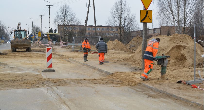 Uwaga kierowcy! Duże utrudnienia w ruchu w Ciechanowie