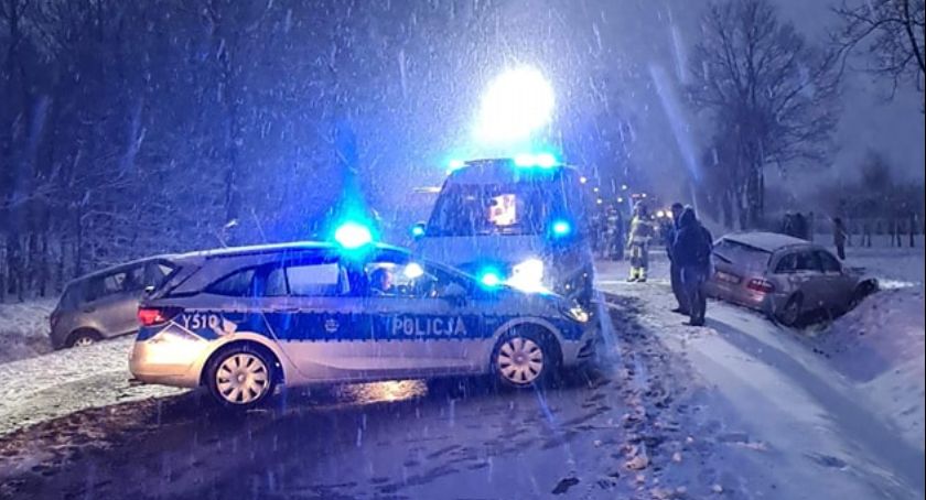 Ustalenia policji ws. zdarzenia drogowego w gminie Ciechanów [zdjęcia]