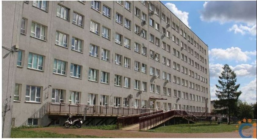 Rośnie liczba zajętych łóżek i respiratorów w ciechanowskim szpitalu