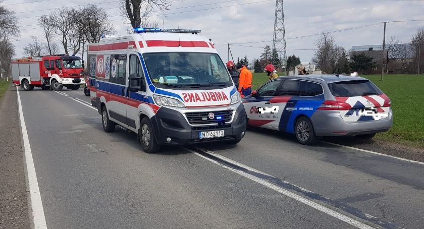 Mieszkanka powiatu ciechanowskiego potrąciła pracownicę zarządu dróg