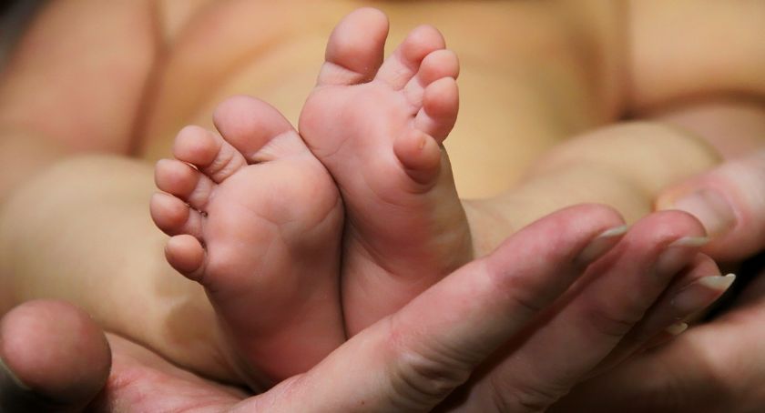 Ponad 100 dzieci urodziło się na Mazowszu dzięki in vitro
