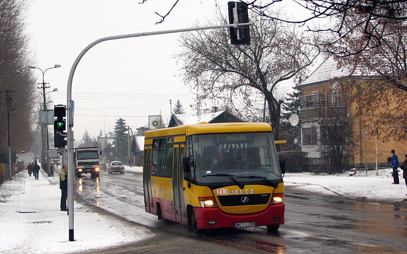 PKP spóźnia się z oddaniem wiaduktów. Rada Miasta utrzyma niższe ceny biletów autobusowych?