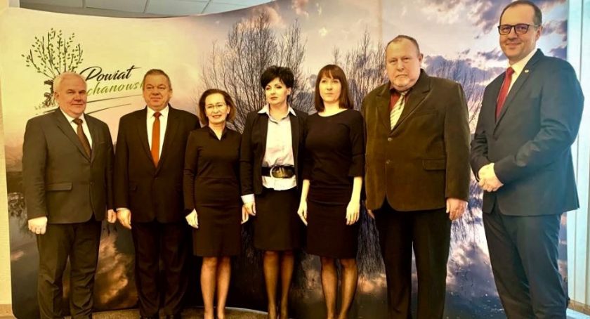 Wotum zaufania i absolutorium dla Zarządu Powiatu Ciechanowskiego