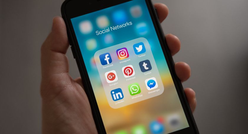 Stary sprzęt z oczekiwaną funkcjonalnością, dzięki efektywnym naprawom telefonów