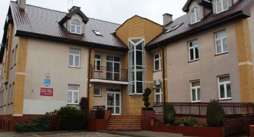 Urząd Gminy Ciechanów ponownie otwarty dla interesantów