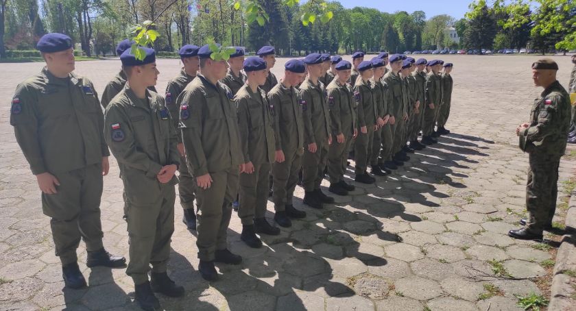 Młodzież z ZS 1 w Ciechanowie rozpoczęła zajęcia praktyczne [zdjęcia]