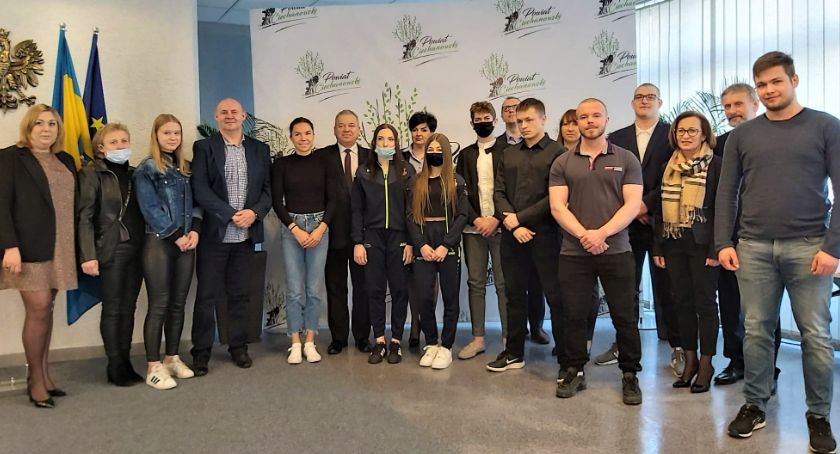Najlepsi sportowcy z powiatu ciechanowskiego nagrodzeni