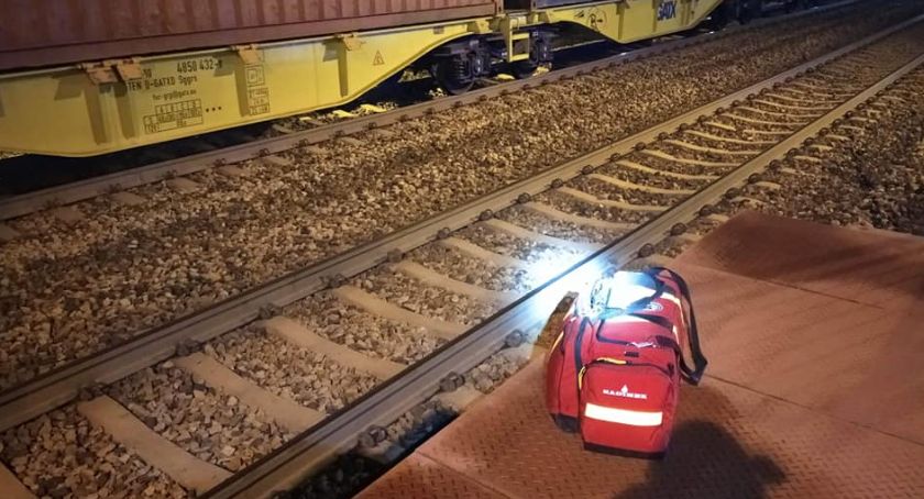 Tragedia pod Ciechanowem. Młody mężczyzna zginął pod kołami pociągu