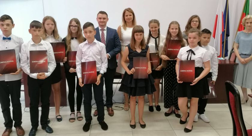 Nagrody dla najlepszych uczniów z gminy Sońsk