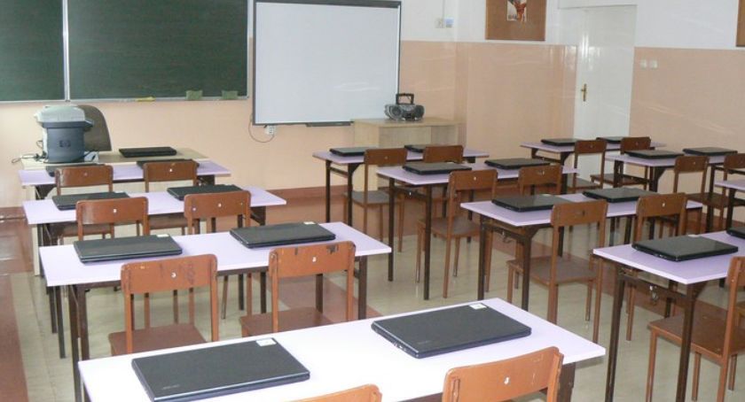 Mieszkaniec Ciechanowa wygrał konkurs na dyrektora szkoły w Sońsku