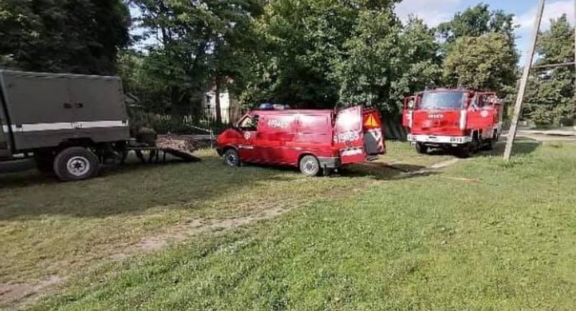 Usuwali usterkę, natrafili na bombę. Strażacy pomogli saperom