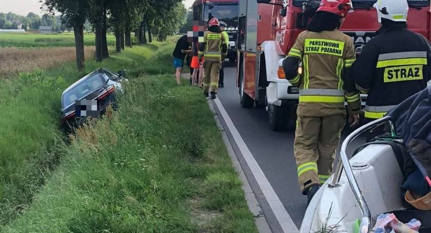 Przewoził łódkę, wylądował w rowie pod Ciechanowem